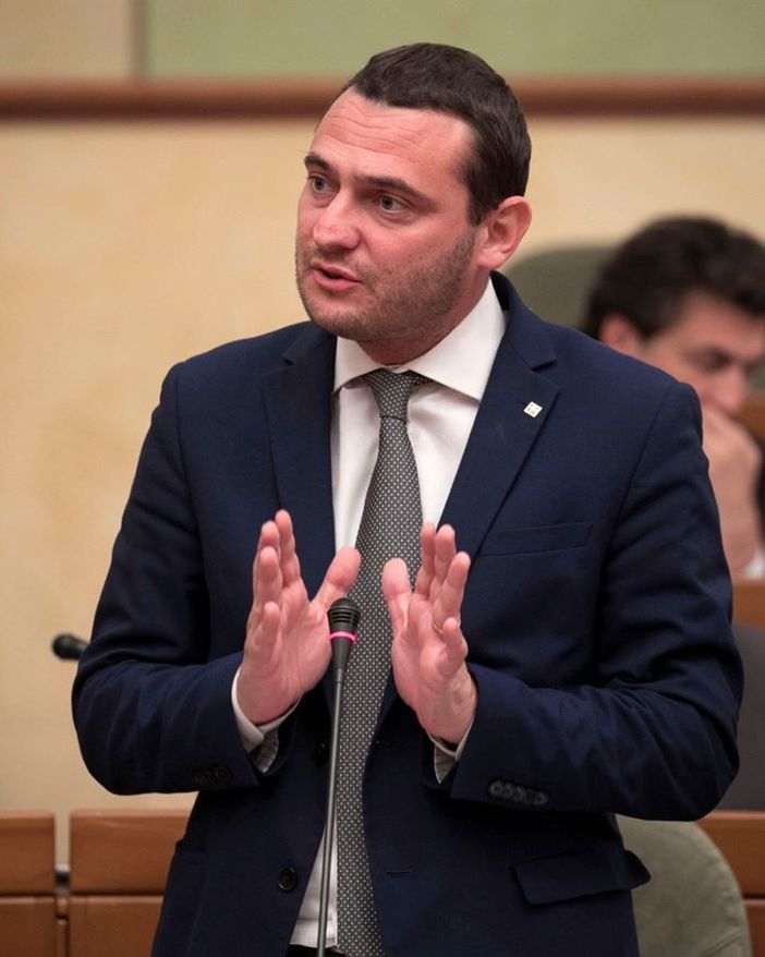 Magliano: &quot;I cittadini chiedono a gran voce servizi sanitari, ma la Giunta regionale non li vuole ascoltare&quot;