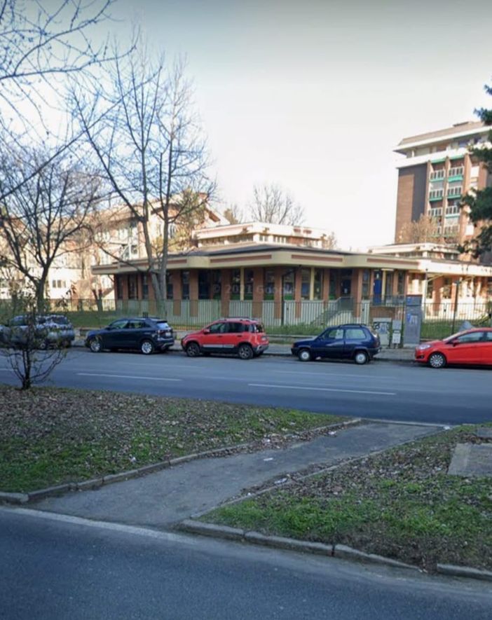 Senza strisce davanti alla scuola, allarme sicurezza alla materna Agazzi