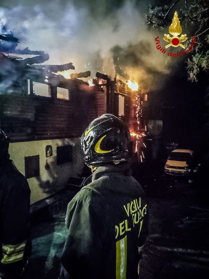 Il rogo dell'abitazione