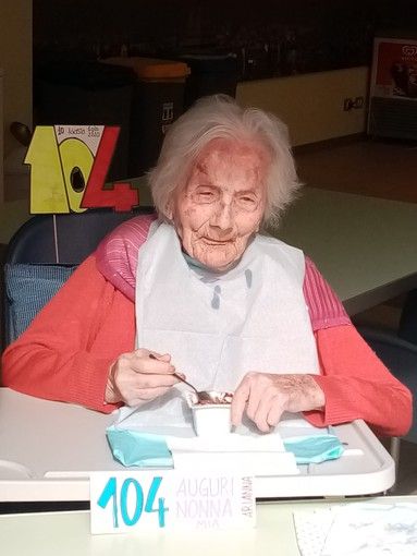 La grande forza di Ernestina, che a 104 anni ha sconfitto il Covid-19 e ha visto la strage della Spagnola