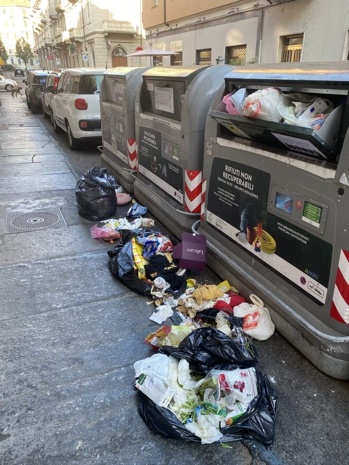 I residenti di San Donato contro l'ecoisola di via Careni