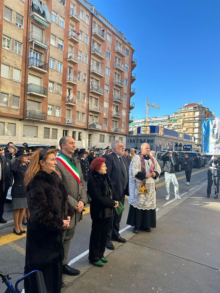 La Polizia ha ricordato il brigadiere Giuseppe Ciotta nel 47° anniversario dell'uccisione La Polizia ha ricordato il brigadiere Giuseppe Ciotta nel 47° anniversario dell'uccisione