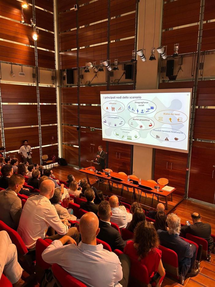 Diplomati altri 21 professionisti manager