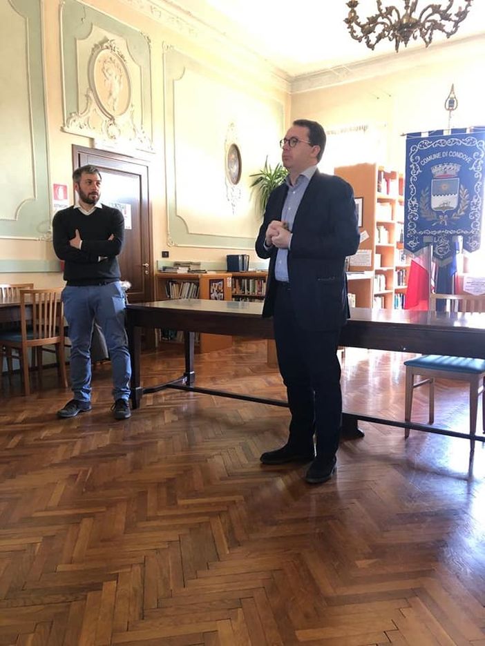 Banche che lasciano i territori, Uncem a Condove: "Scelte dannose per gli istituti di credito" Banche che lasciano i territori, Uncem a Condove: "Scelte dannose per gli istituti di credito"