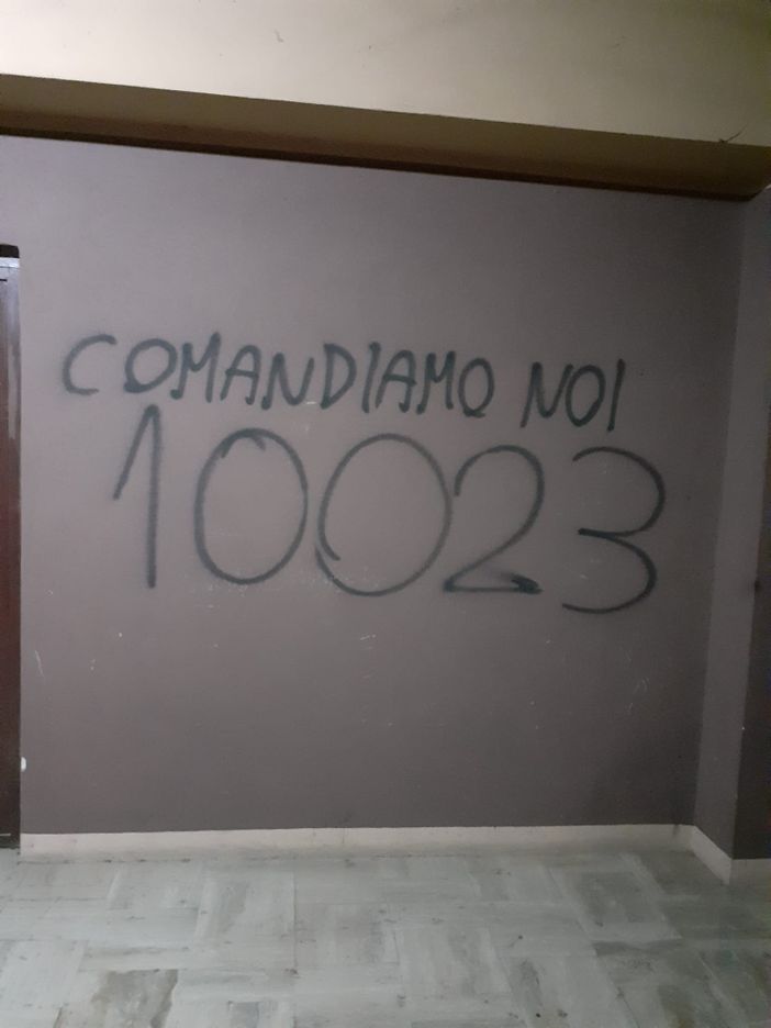 Rachele Sacco denuncia: "Nuovi atti valdalici e minacce alle case Atc di via Monti a Chieri" Rachele Sacco denuncia: "Nuovi atti valdalici e minacce alle case Atc di via Monti a Chieri"