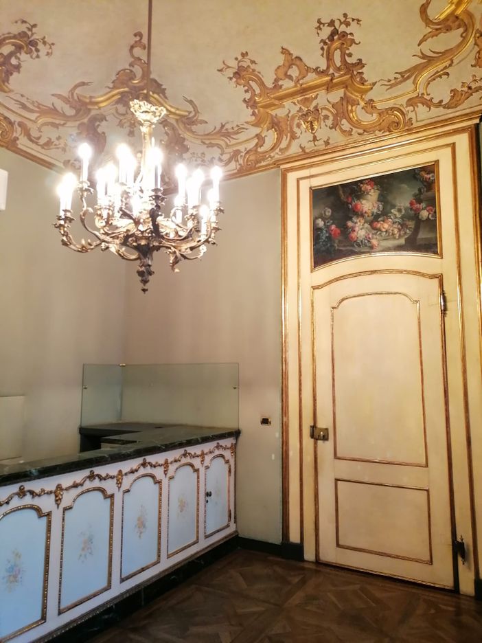 Il Comune vuole riaprire la storica buvette della Sala Rossa, ma addio al caffè a prezzo ridotto Il Comune vuole riaprire la storica buvette della Sala Rossa, ma addio al caffè a prezzo ridotto
