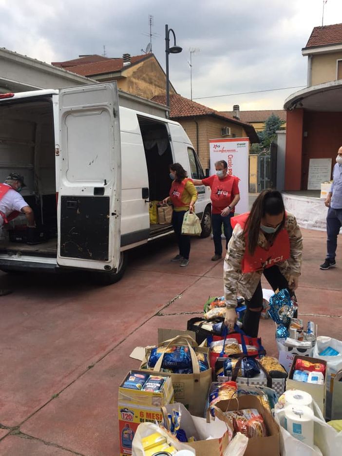 Recuperate e distribuite 110 tonnellate di cibo a Torino dalla Carovana Salvacibo