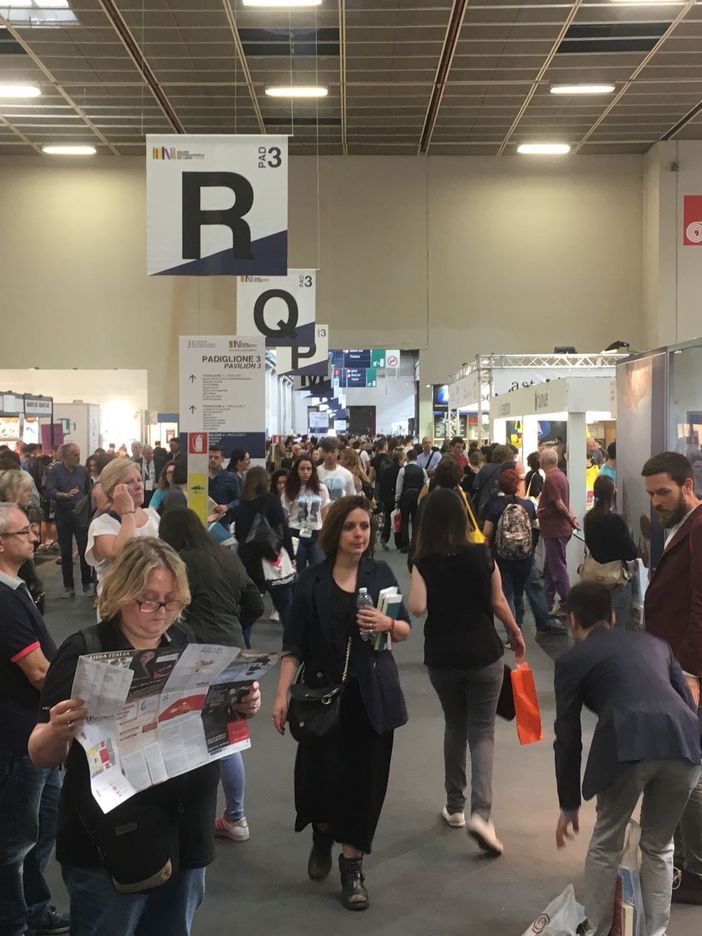 Cairo al Salone del Libro: “Convergenza tra Lega e 5 Stelle, seguire il voto degli italiani”