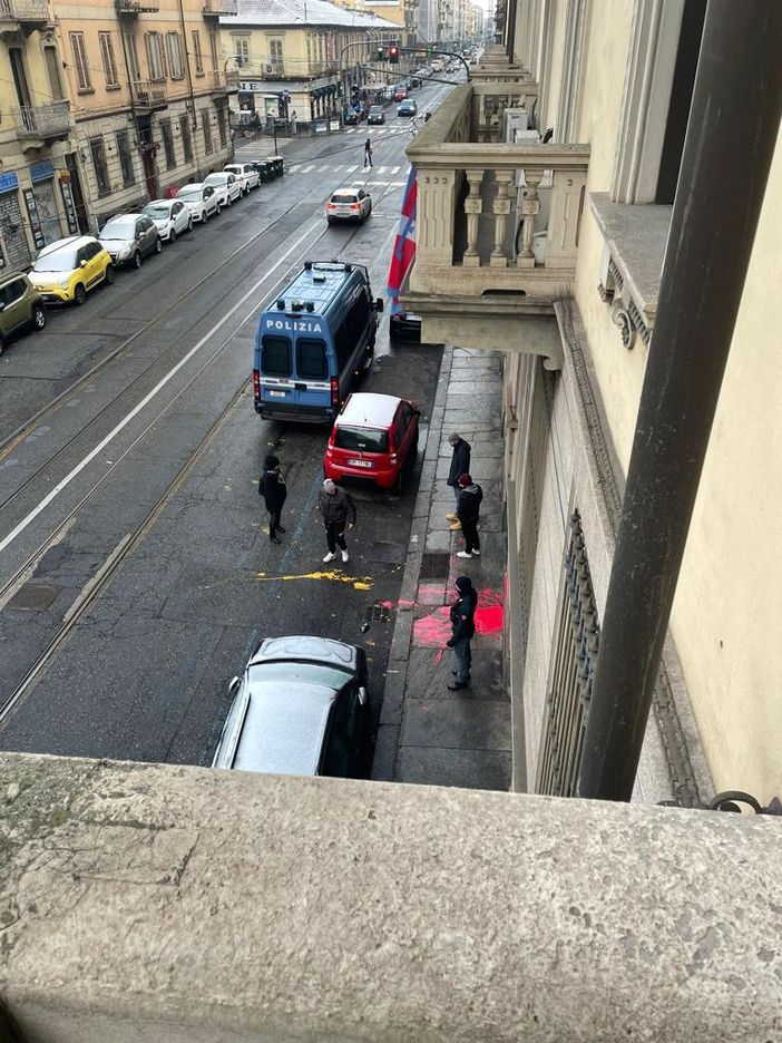 vandali contro sede edisu piemonte vandali contro sede edisu piemonte