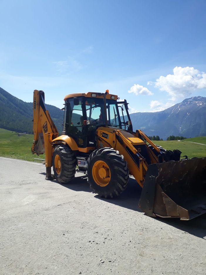 Iniziate operazioni di ripristino strada provinciale 173 del Colle dell'Assietta Iniziate operazioni di ripristino strada provinciale 173 del Colle dell'Assietta