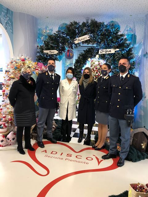 visita agenti questura al regina margherita