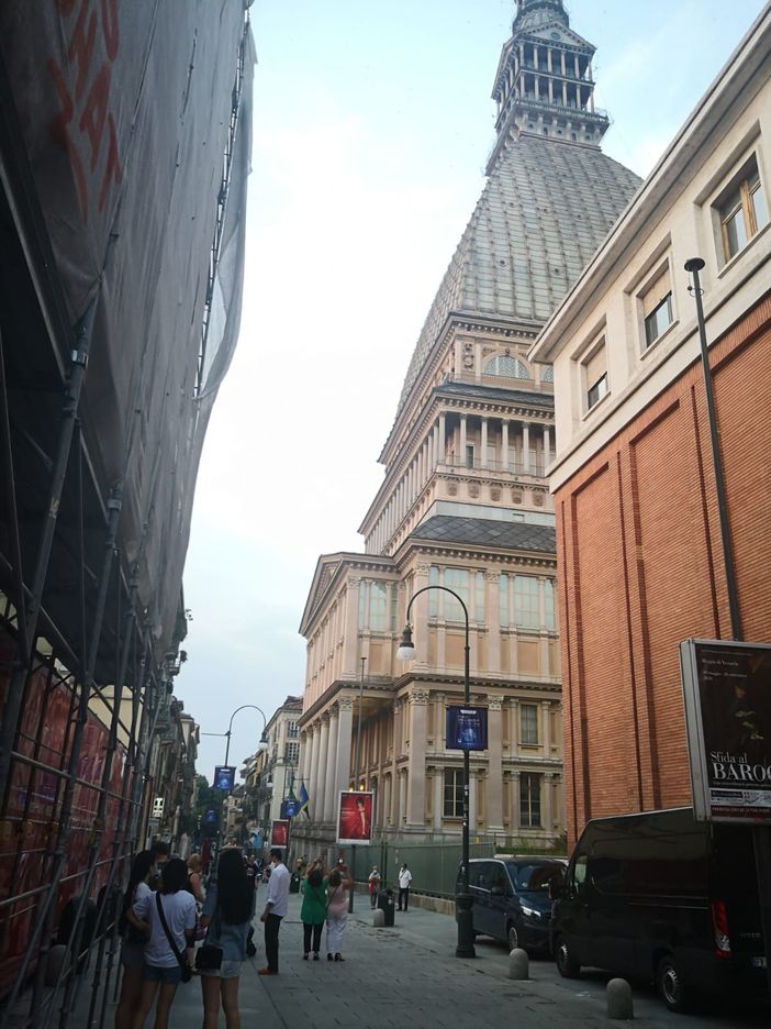 Niente folla in centro a Torino per il San Giovanni del Coronavirus Niente folla in centro a Torino per il San Giovanni del Coronavirus
