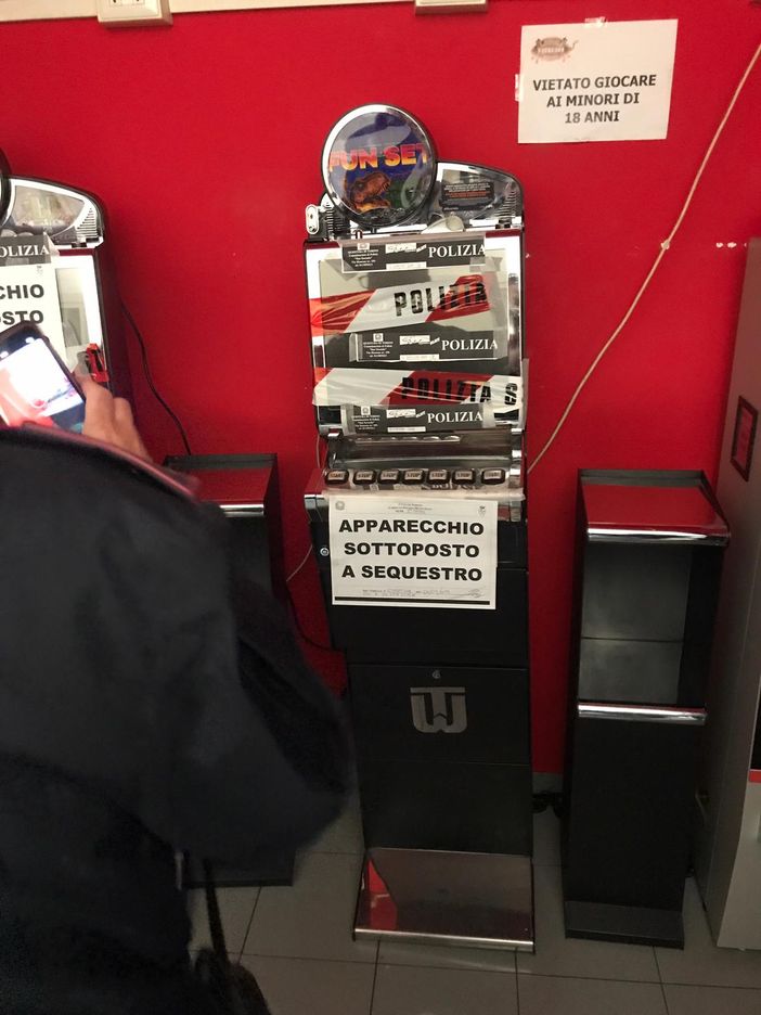 Sequestrate altre slot a Torino dalla Polizia Municipale