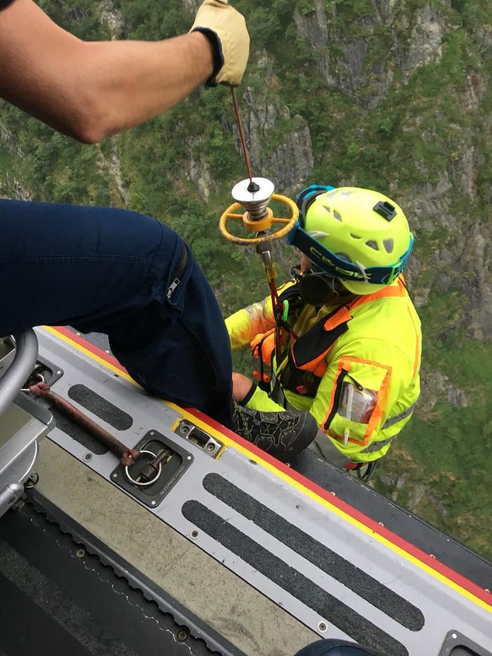 Due torinesi bloccati in Valgrande, nel Vco: li salvano Soccorso Alpino e 118 Due torinesi bloccati in Valgrande, nel Vco: li salvano Soccorso Alpino e 118