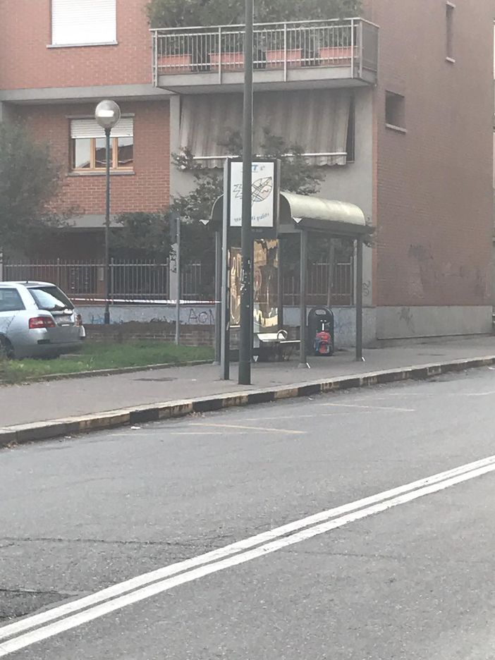 Zainetto abbandonato in via Lancia, allarme rientrato intorno alle 20: era vuoto. I carabinieri avevano chiuso la strada per precauzione