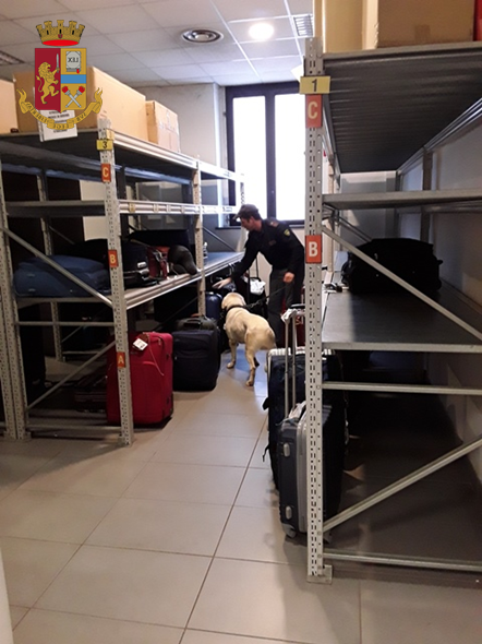 Controlli delle polizia ferroviaria in Piemonte e Valle d'Aosta, 861 persone identificate Controlli delle polizia ferroviaria in Piemonte e Valle d'Aosta, 861 persone identificate