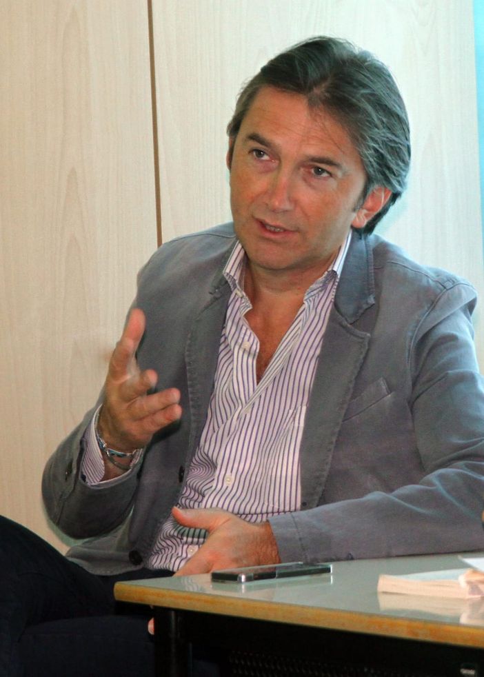 Morto per infarto l'ex sindaco di Borgaro Barrea, stasera il rosario