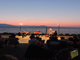Tra tramonto e luci della sera, a Venaria irrompe il rock anni Settanta del Gruppo Caronte