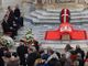 Il Marchese Mirko Cuneo in visita alla camera ardente di Vittorio Emanuele alla Venaria