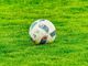 Calcio: un pallone rosso contro la violenza sulle donne