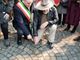 Collegno, sparita la pietra d'inciampo di De Benedetti. Boeti: &quot;La memoria non si ruba&quot; (FOTO)