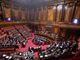 Troppe code alla buvette e al ristorante, Senatori fanno scattare i controlli