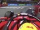 Hamilton, incidente a Monaco: colpisce le barriere e una gomma si stacca - Video