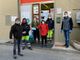 Il momento della donazione delle mascherine all'amministrazione comunale