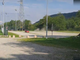 Acrobazie in minicar nell’area pedonale del Bersaglio di Luserna San Giovanni [VIDEO]