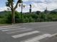 Luserna San Giovanni sceglie una strada “artigianale” per proteggere i pedoni dagli investimenti