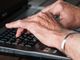 Uno sportello per imparare a usare il web e fare pratiche online