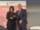 Franca Fagioli premiata da Massimiliano Cipolletta