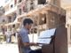 Il pianista che suona tra le macerie della Siria ospite a Torino per CasaOz