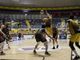 La Reale Mutua Basket Torino supera Tortona e conquista Gara 1