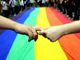 Ragazzo gay picchiato dal padre perché omosessuale