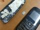 Batteria del cellulare con droga nascosta all'interno