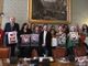 Alle 18 le fontane di piazza Cln si illuminano di arancio contro la violenza sulle donne: gli eventi della Città di Torino per il 25 novembre