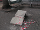 Devastazione ai Giardini Alimonda, rimossi tavoli e panche di cemento rotte [FOTO]