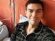 Il dj e producer Gabry Ponte in un letto di ospedale