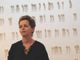 Le formicolanti figure di Michal Rovner trasformano gli spazi della Fondazione Merz