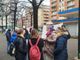 La protesta per la riapertura del distributore di benzina