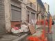 Via Volpiano, il cantiere abbandonato è stato rimosso: la strada ripulita dai rifiuti
