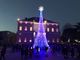 L'albero di Natale in piazza Italia e la grande “pallina” in piazza Rocca: Loano si accende con le Mille luci delle Feste