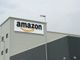 la scritta dello stabilimento Amazon di Torrazza Piemonte