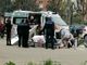 Ambulanza soccorre persona vittima di un malore