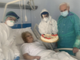 L'amore più forte del Coronavirus: Umberto e Maria festeggiano 56 anni di matrimonio nel reparto Covid-19 [VIDEO e FOTO]