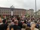 Oltre un migliaio di persone in piazza Castello per difendere la Costituzione e Mattarella
