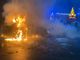 auto in fiamme