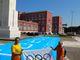 La bandiera olimpica di Torino 2026 arriva al Coni