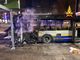 In fiamme in corso Inghilterra un bus della linea 60. All'origine del rogo probabilmente un guasto tecnico